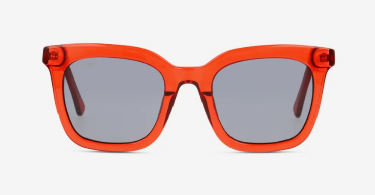 Diese Sonnenbrille von Unofficial möchten wir am liebsten Tag und Nacht tragen 